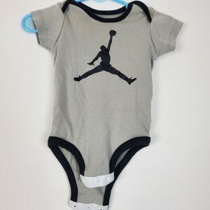 Baby Boy 3-6M Air Jordan 23 Jumpman Gray‎ Romper One Piece Snap Bottom